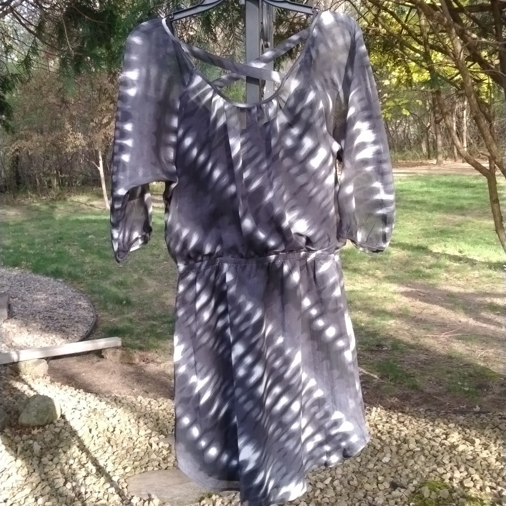 Express Women's black and white mini dress Sz med - Picture 8 of 13